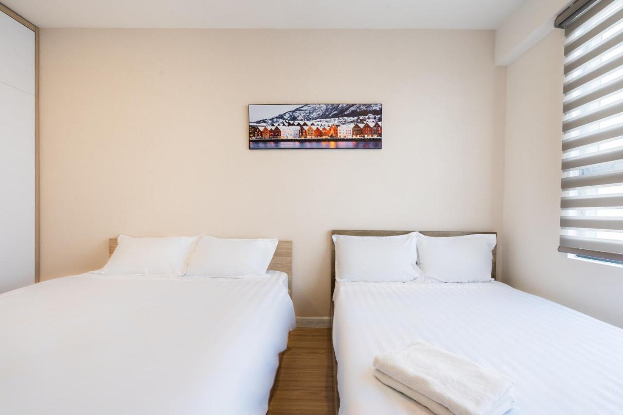 1St District/3Br Luxurious Apartment-The Soho Хошимин Экстерьер фото
